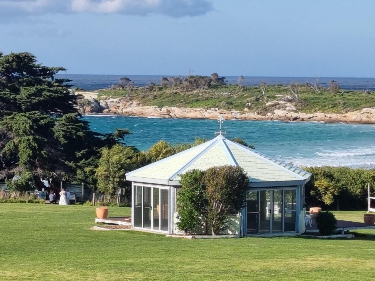 Diamond Island Resort, Restaurant & Bar And Penguin Show Bicheno Buitenkant foto