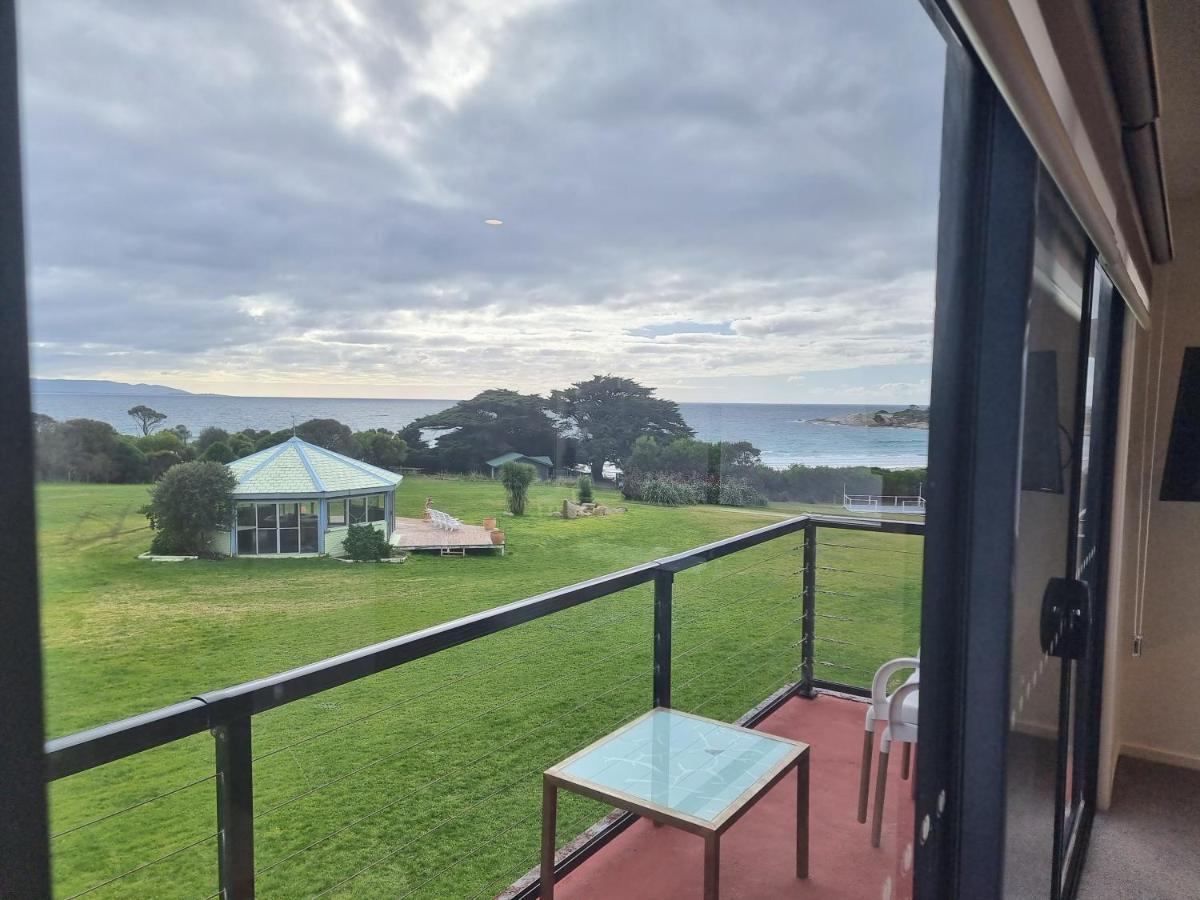 Diamond Island Resort, Restaurant & Bar And Penguin Show Bicheno Buitenkant foto